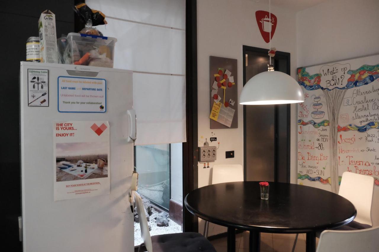 Alternative Creative Youth Hostel Барселона Екстер'єр фото